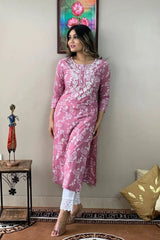 Kvinna Embroidery Work Kurta and Pant Set (Pink)