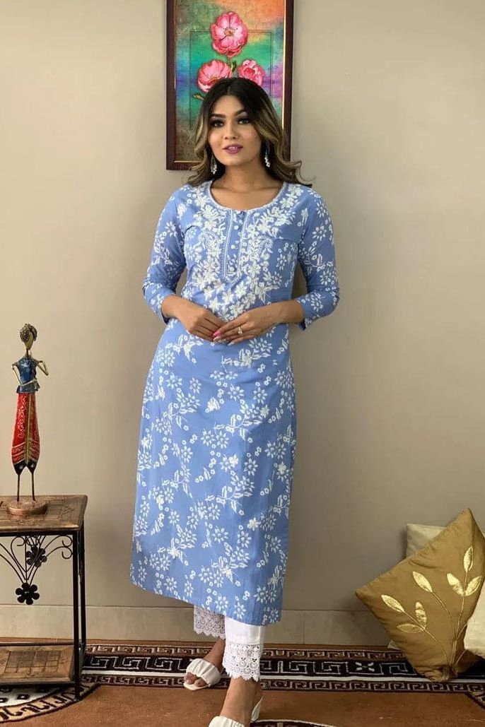 Kvinna Embroidery Work Kurta and Pant Set (Blue)